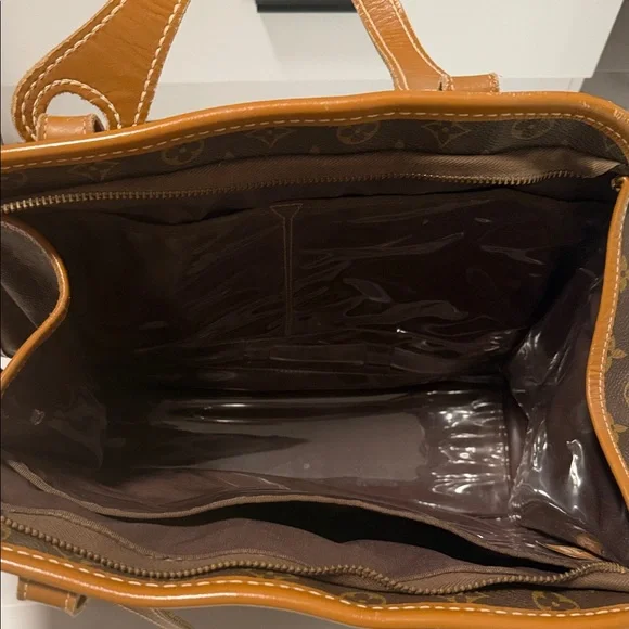 Louis Vuitton Tan and Brown Monogram Briefcase VINTAGE - Picture 8 of 16